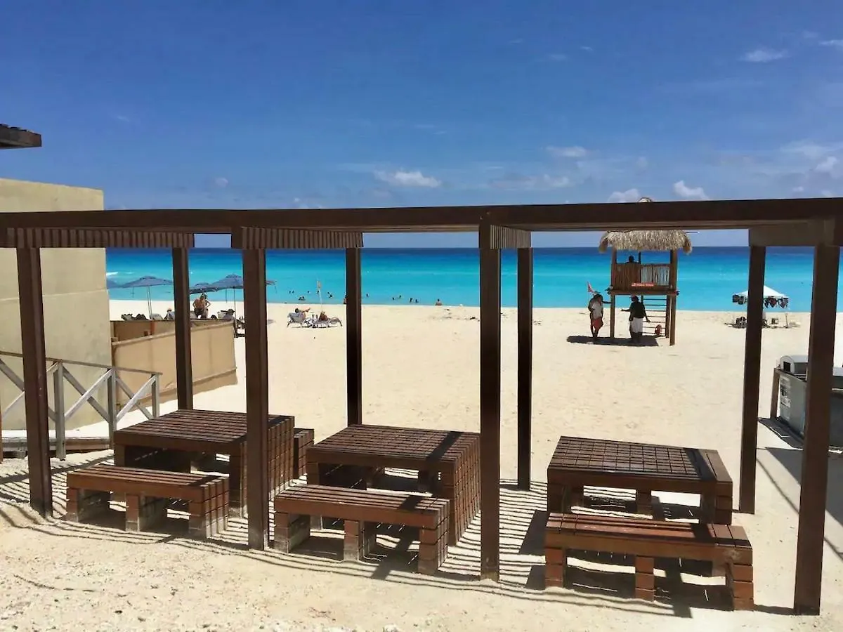 Casa Frida Villa Cancun Mexico