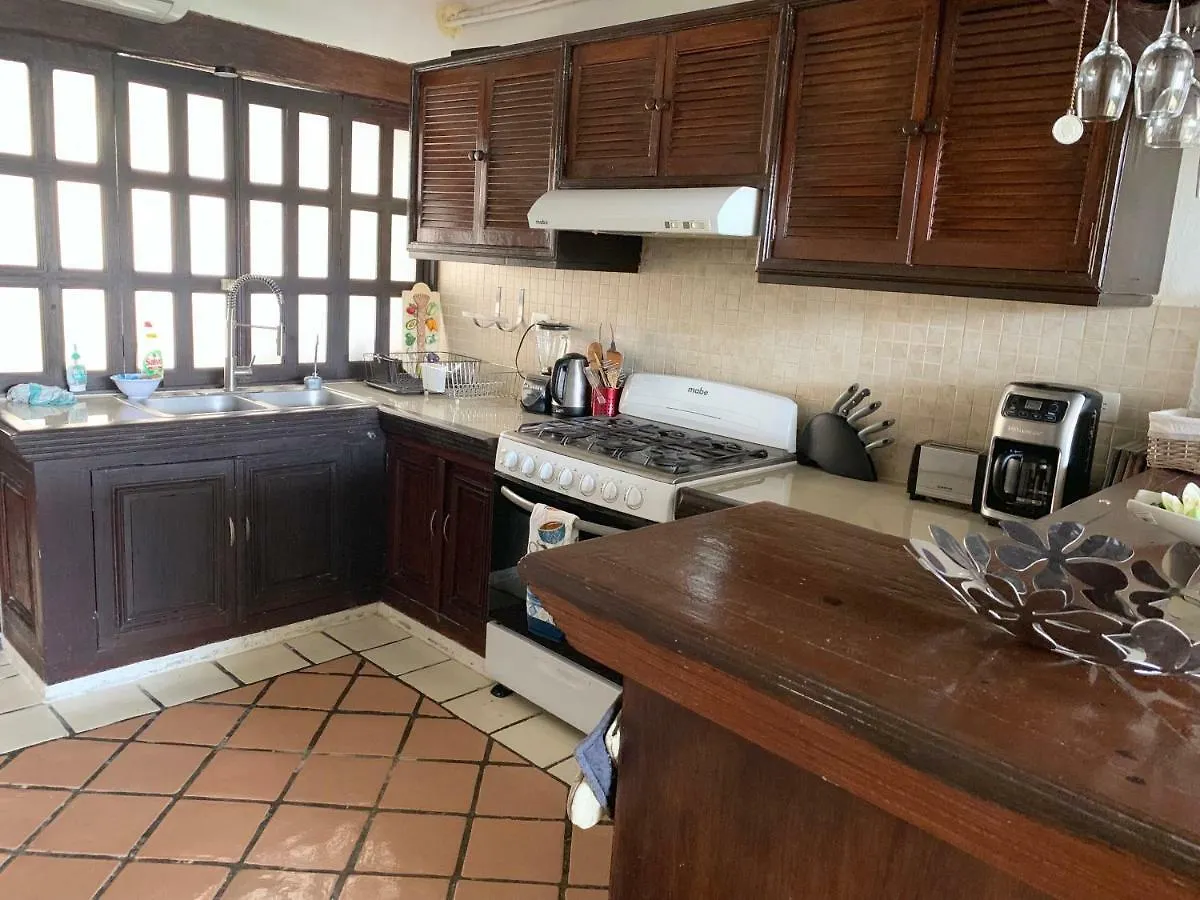 Guest house Casa Frida Villa Cancun Mexico
